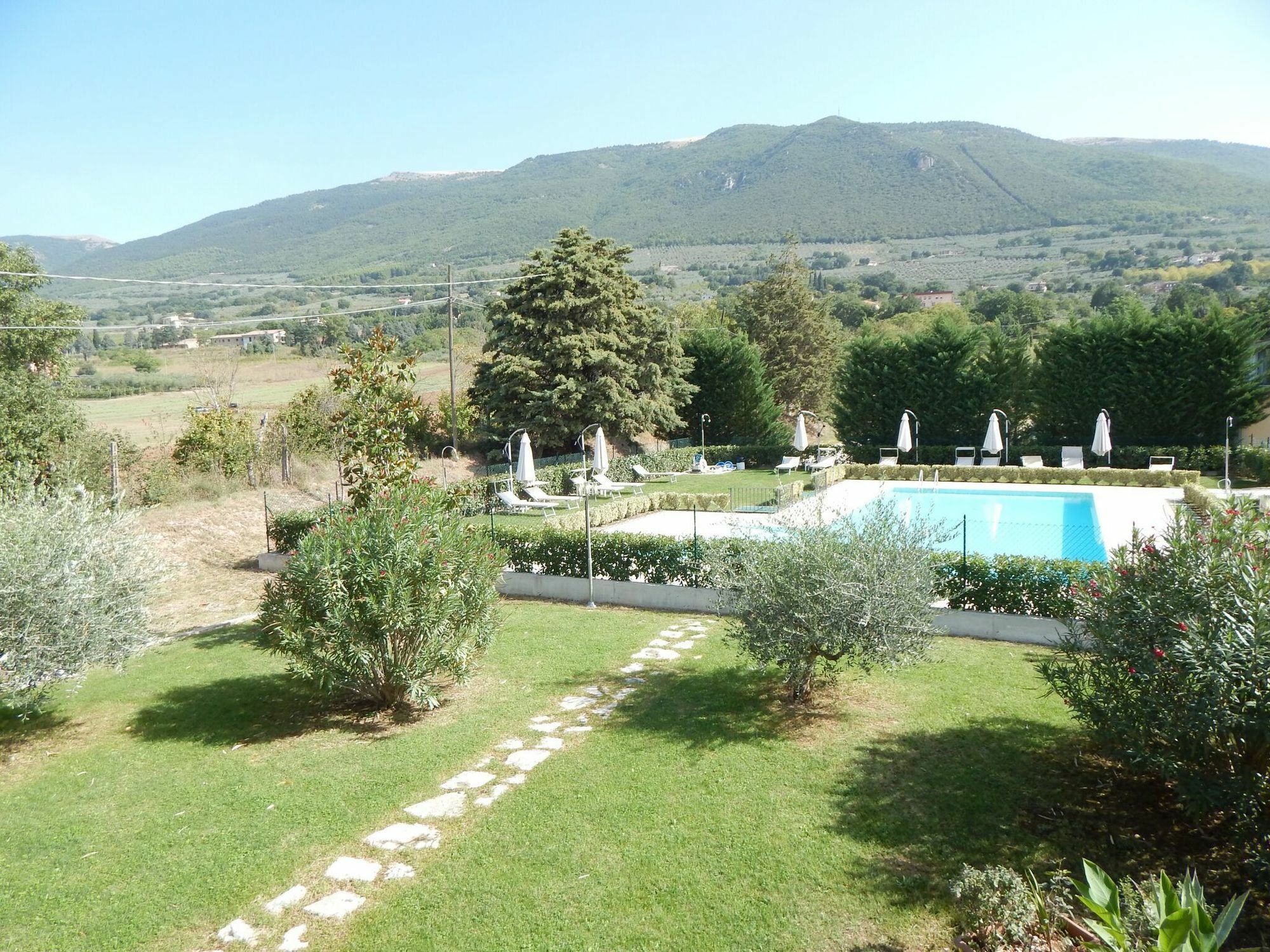 Ostello Victor Center Assisi Exterior photo